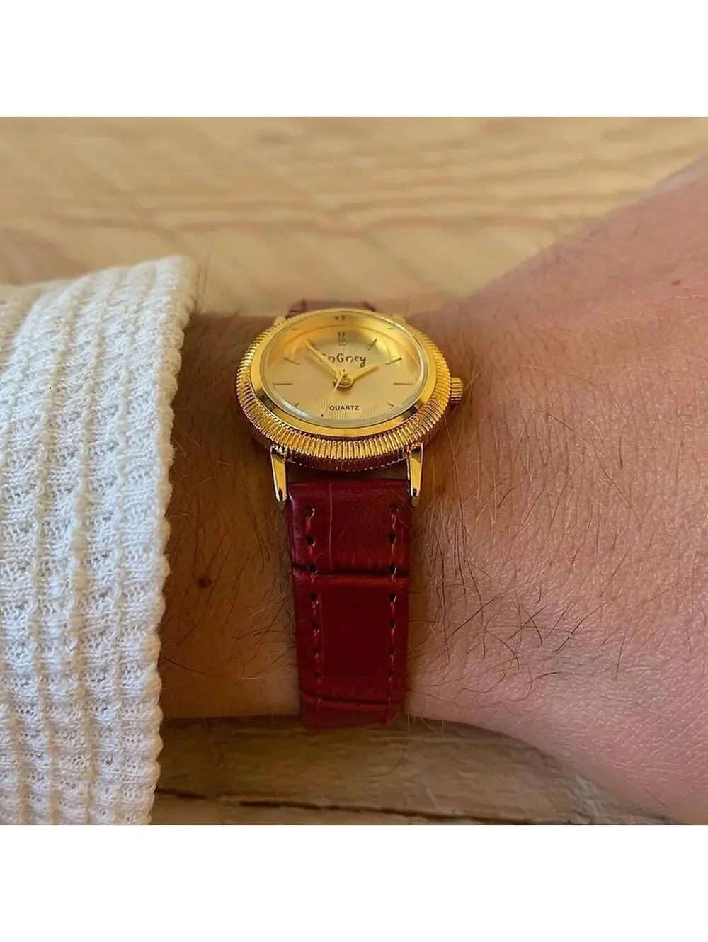 Y2K Minimalist Burgundy Red Dainty Leather Watch 8 Inch Unisex